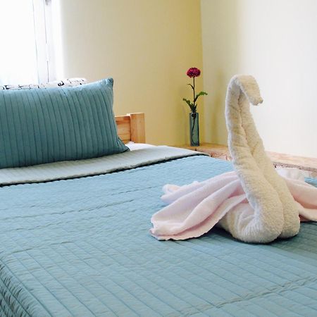 Turkish Style Hostel Lisbon Room photo